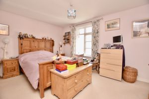 Bedroom- click for photo gallery